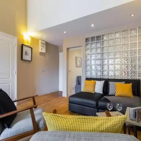 Signature Penthouse At Villefranche, Steps To Beach, Limited-time Offer Apartment